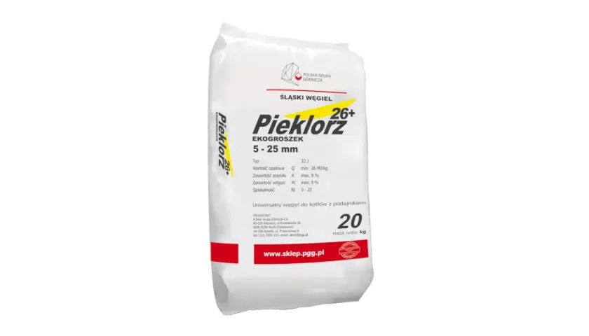 Worek ekogroszku Pieklorz 26+ o granulacji 5-25 mm. Uniwersalny węgiel do kotłów z podajnikiem. Gdzie kupić? Sprawdź na www.sklep.pgg.pl